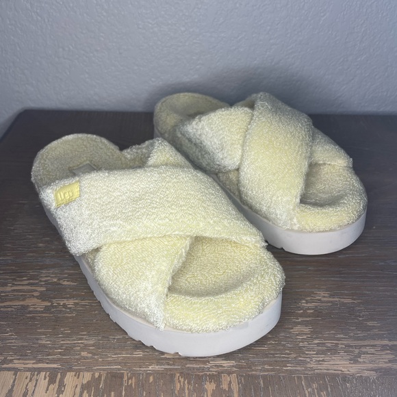 Ugg terry cross slides